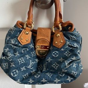 Louis Vuitton Handbag